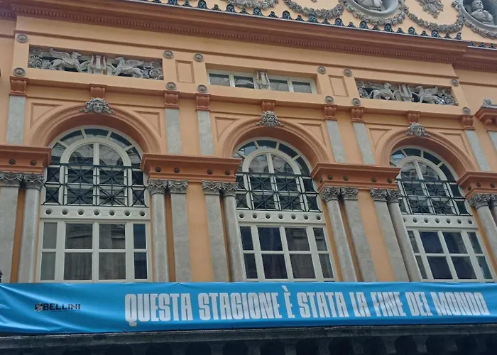 Museum לינה וארוחת בוקר 3*