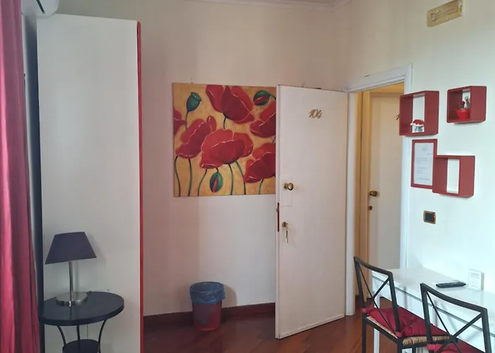 לינה וארוחת בוקר Museum 3*