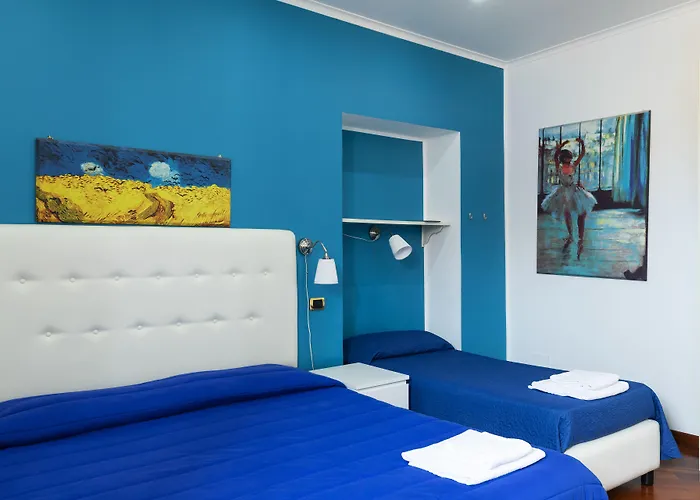 לינה וארוחת בוקר Museum